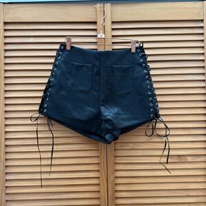 NWT 12th Tribe Black high rise shorts size medium